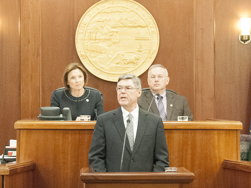 Chief Justice Joel Bolger gives the State of the Judiciary address to a joint legislative session