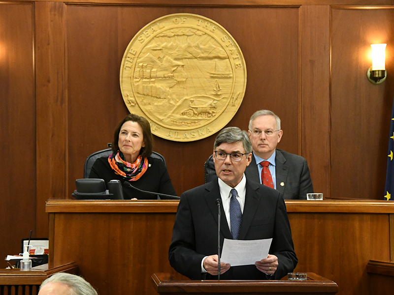 Chief Justice Bolger gives the State of the Judiciary address to the joint legislative body